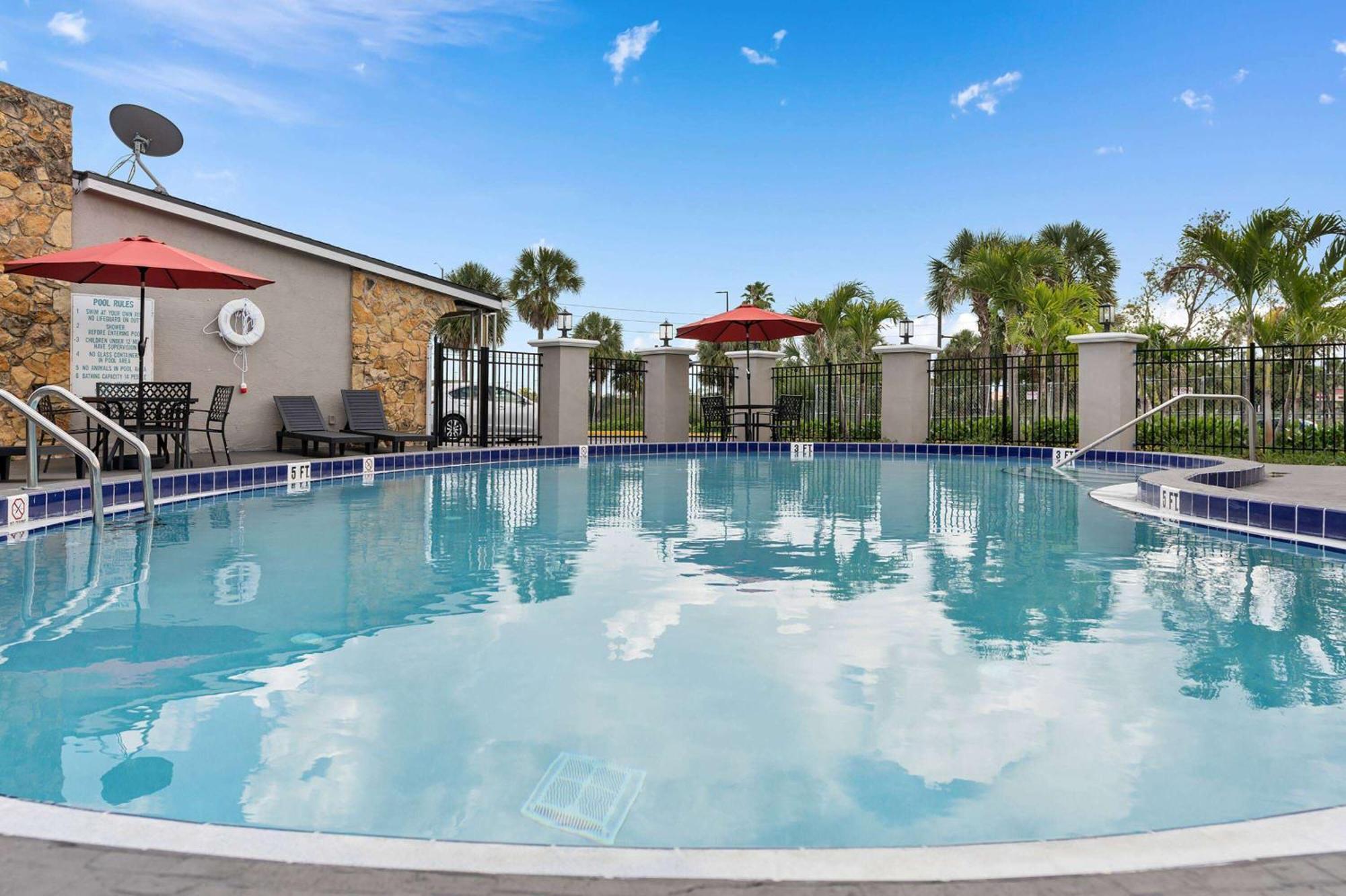 Super 8 By Wyndham Kissimmee-Orlando Hotel Four Corners Luaran gambar